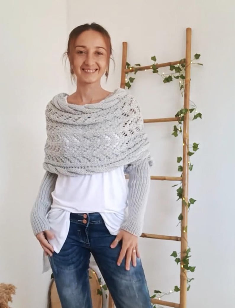 NOUVEAU RICHE Damen Strickschal Bequemer Stil Kuschelige Strickqualität Helles Grau