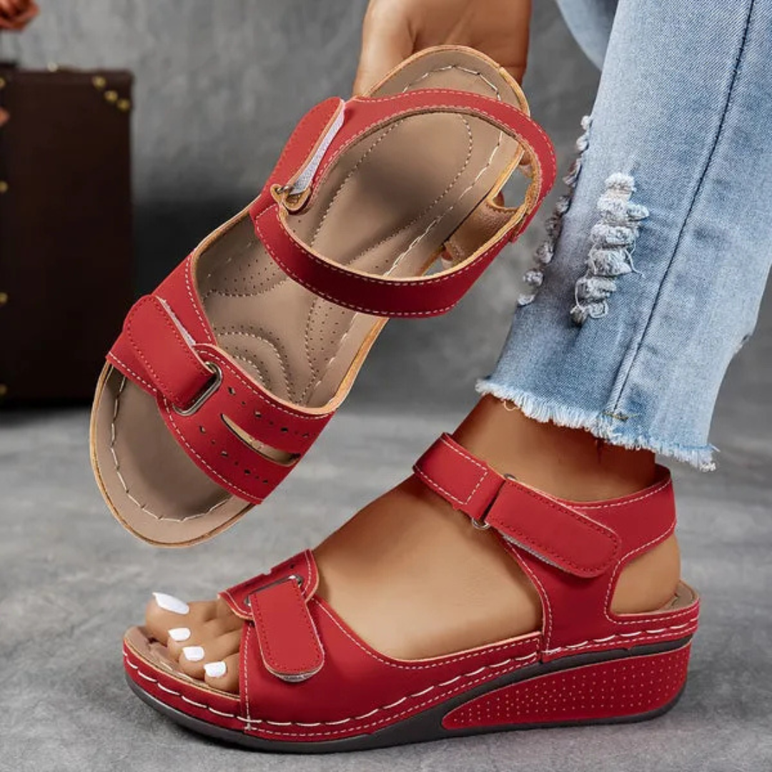 NOUVEAU RICHE Sandalen Mit Rutschfester Sohle Fußgewölbe Unterstützung Venedig Rot