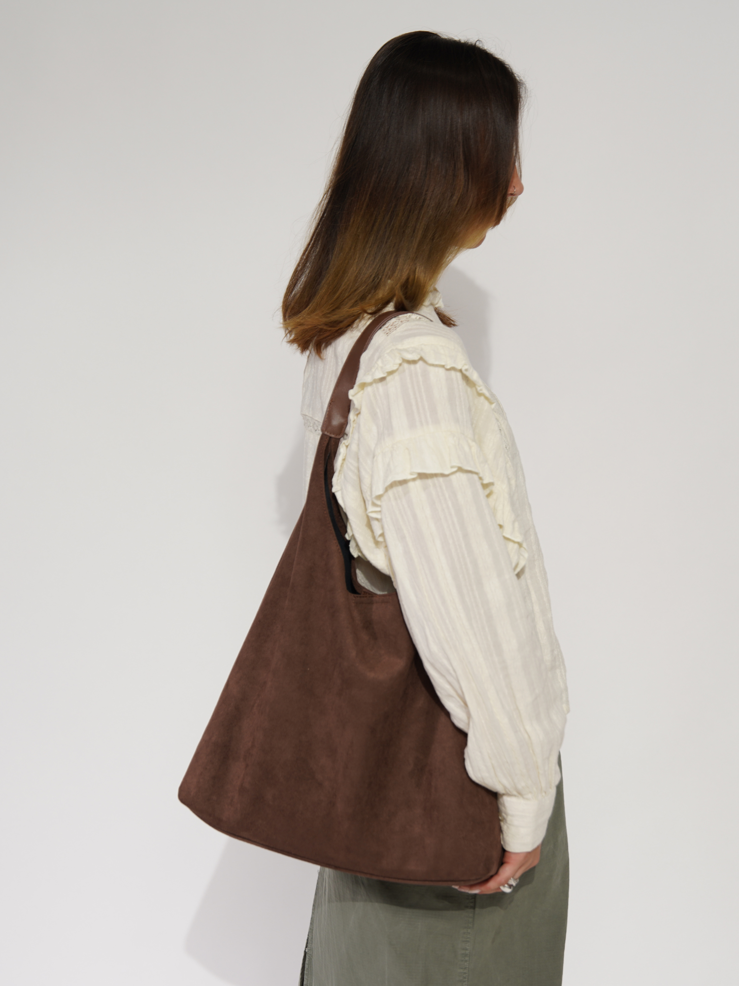NOUVEAU RICHE Damen Leder Tote Bag – Alltagstaugliche Tasche aus Geschmeidigem Leder