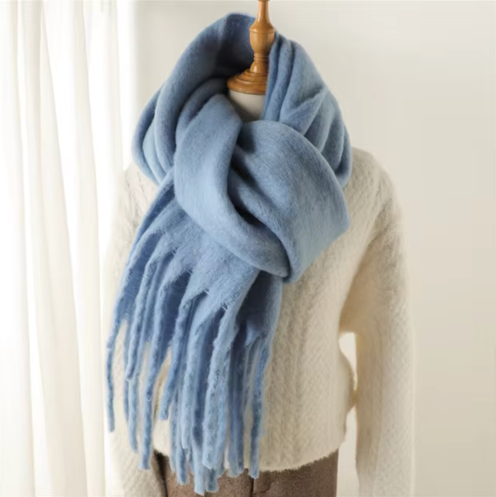 NOUVEAU RICHE Kaschmir-Winter-Schal Cashmere-ähnlichem Stoff Fransen Hellblau Einheitsgröße