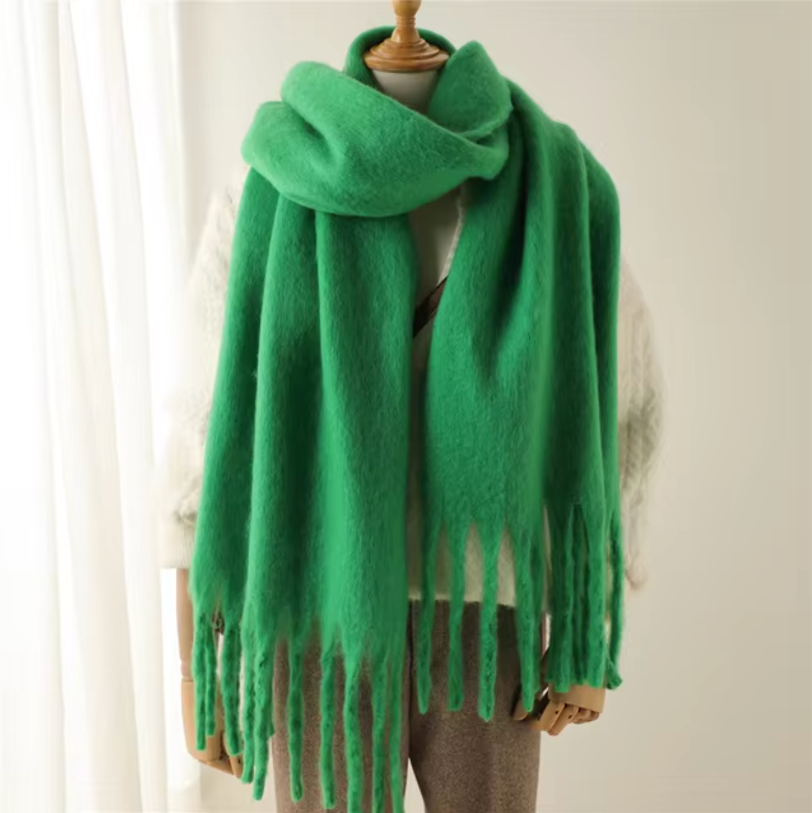 NOUVEAU RICHE Kaschmir-Winter-Schal Cashmere-ähnlichem Stoff Fransen Grün Einheitsgröße