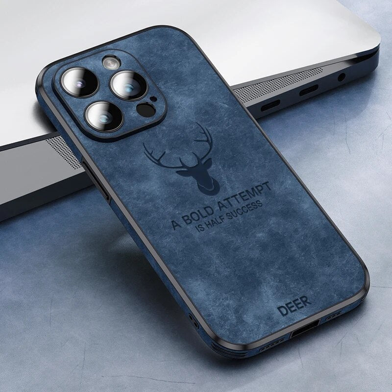 NOUVEAU RICHE Luxuriöse iPhone-Hülle aus Hirschleder – Echtleder Handyhülle mit Kameraschutz, stossfest, für iPhone 12–15 – Veltro