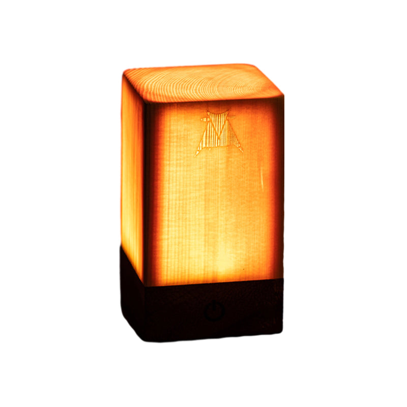 NOUVEAU RICHE Stilvolle LED-Tischlampe – Kabellose Akku Nachttischlampe in Holzoptik, Touch-Dimmbar, 3 Formen – WoodGlow
