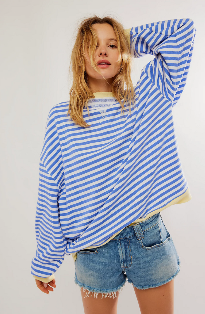 NOUVEAU RICHE Damen Gestreifter Oversized Pullover Mit Lebhaften Streifen Himmelblau