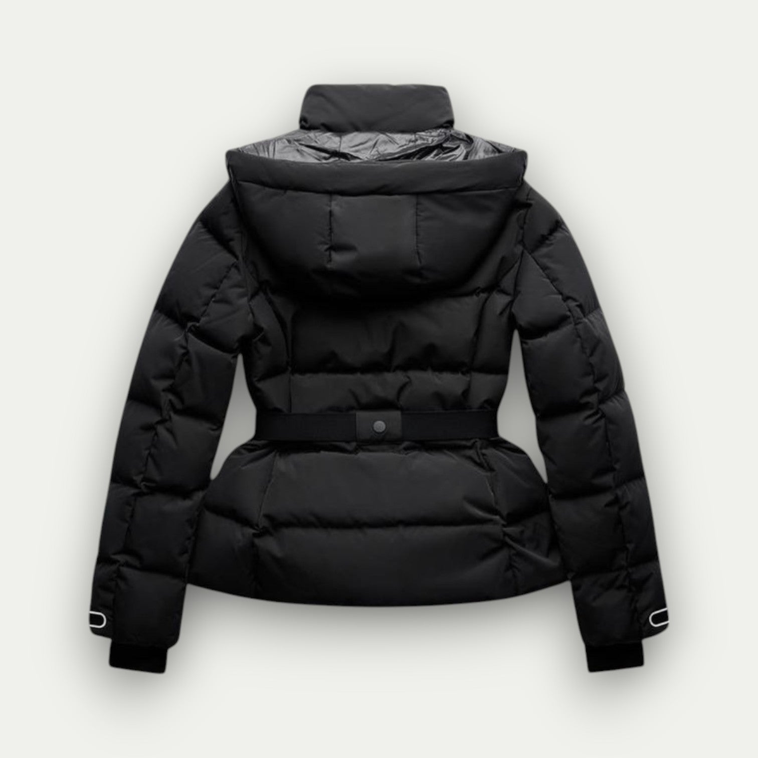 NOUVEAU RICHE Damen Isolierte Schwarze Gurt-Ski-Jacke für Ultimative Wärme