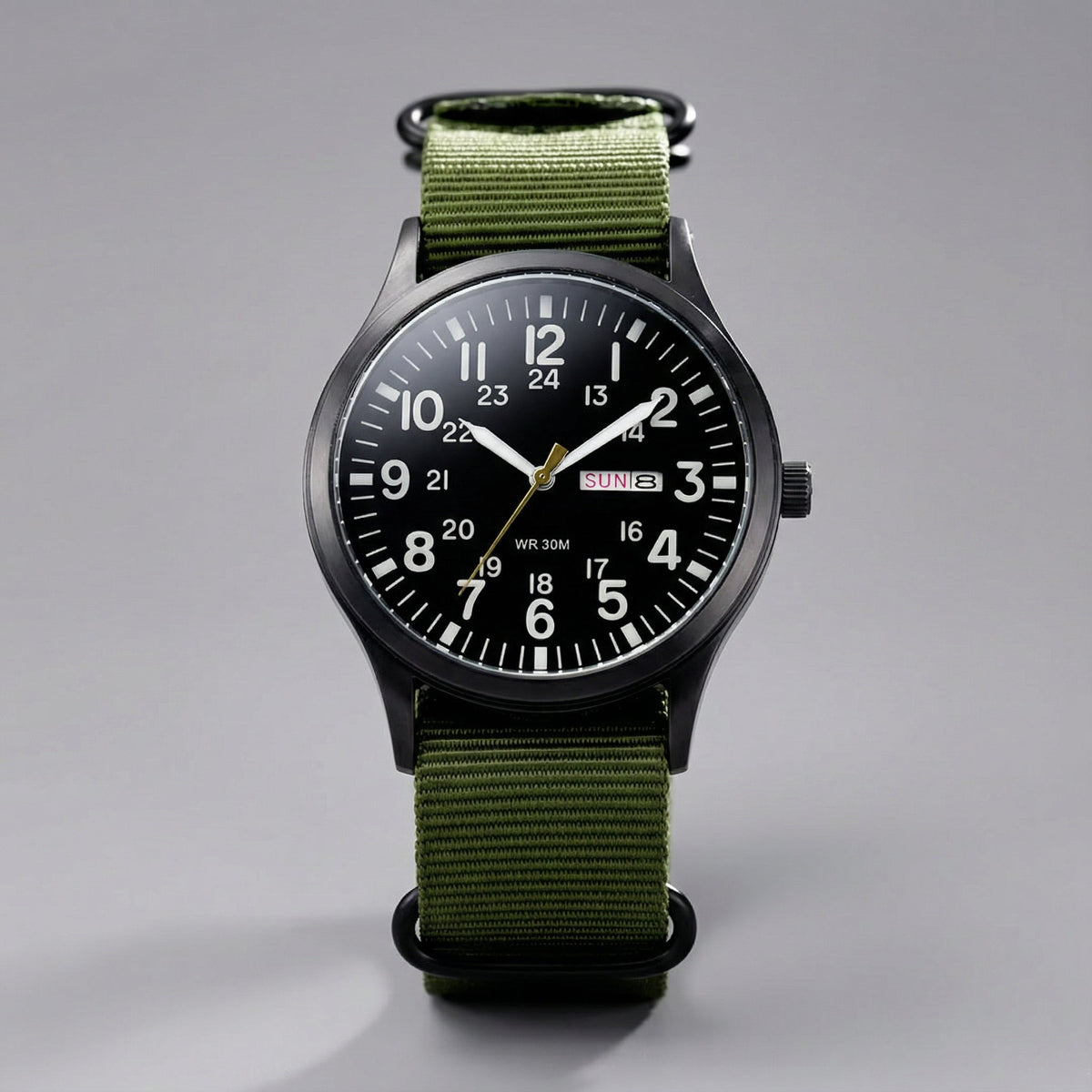NOUVEAU RICHE Outdoor Herrenuhr – Analoge Sportuhr 100 m wasserdicht, Saphirglas & Quarzwerk, Leuchtzeiger, 4 Farben – Ranches