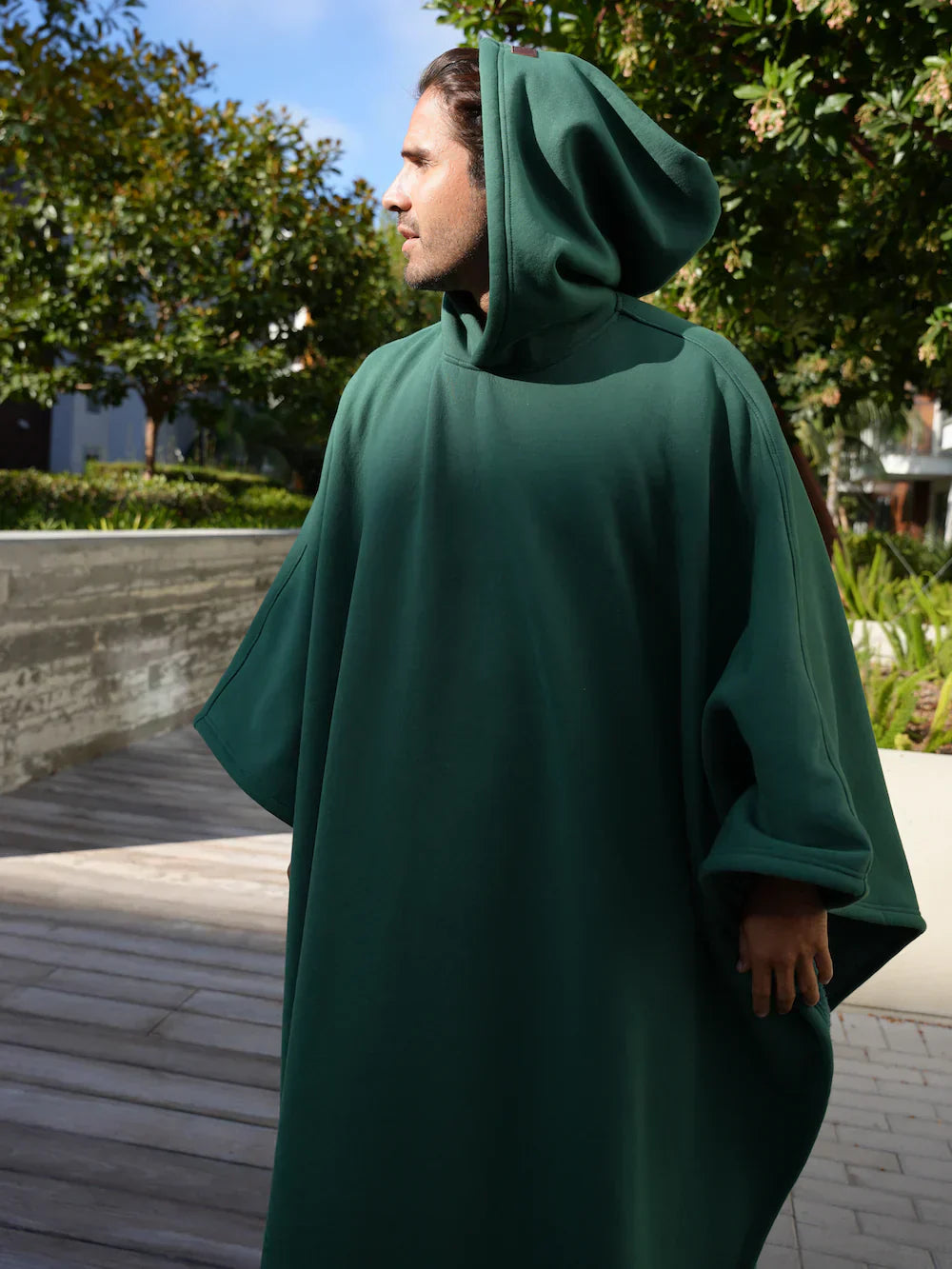 NOUVEAU RICHE Dahlia | Übergroße Eden Hoodie-Decke für ein ultimatives Komforterlebnis