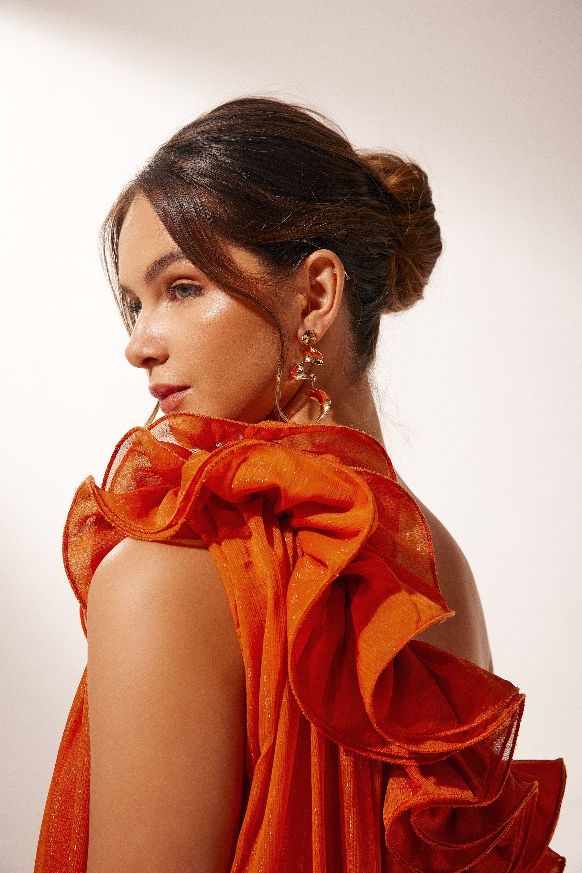 NOUVEAU RICHE Damen Ein-Schulter Blumen Maxi Kleid Rüschen Am Ausschnitt