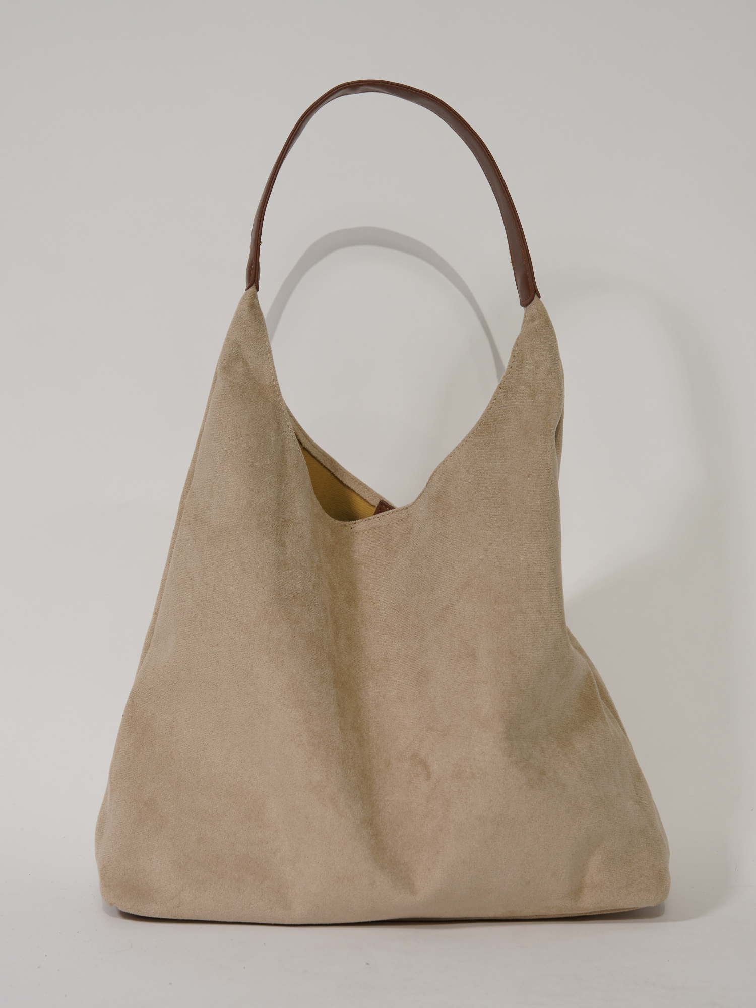 NOUVEAU RICHE Damen Leder Tote Bag – Alltagstaugliche Tasche aus Geschmeidigem Leder Beige