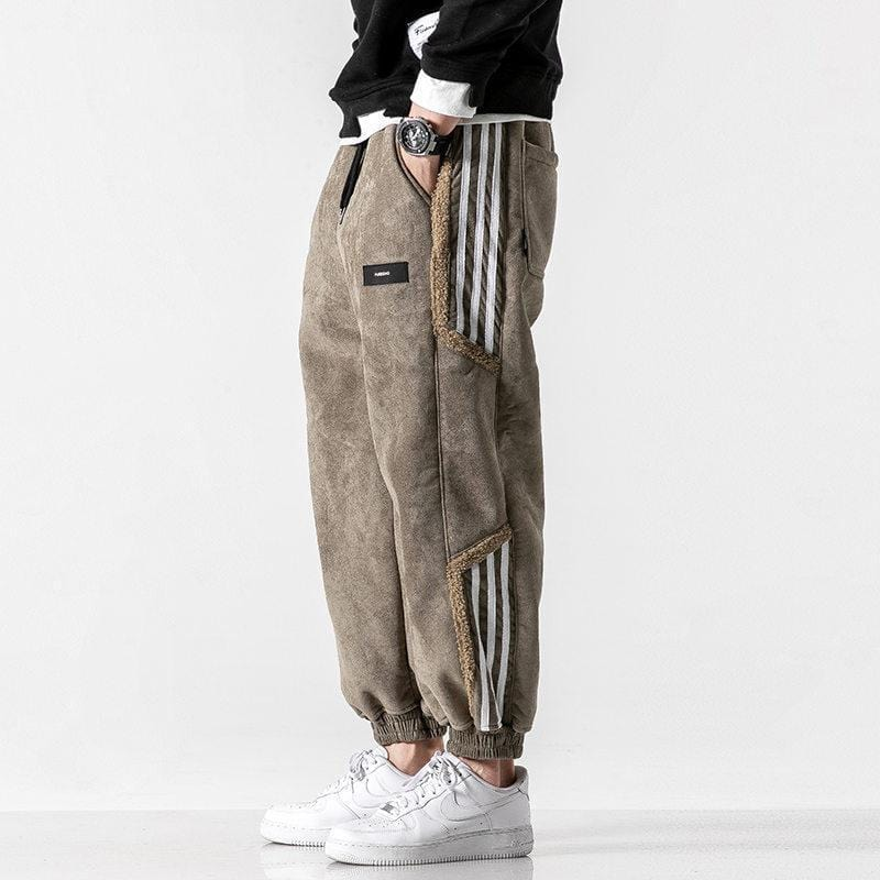 NOUVEAU RICHE Jogginghose Herren mit Teddyfutter – Warme Sherpa Jogginghose mit Seitenstreifen, Relaxed Fit, Braun oder Schwarz – Marmari Braun