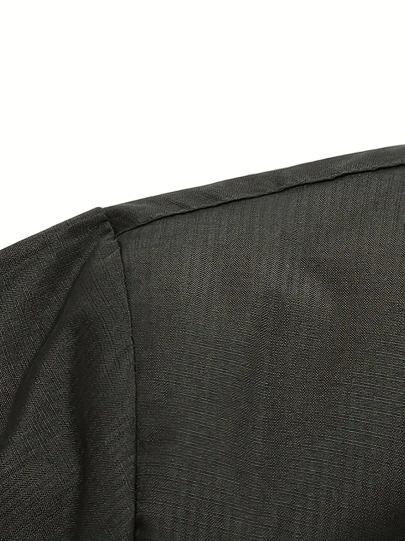 NOUVEAU RICHE Herren Outdoor-Jacke - Wasserdicht & Winddicht - Mit Kapuze - Mehrere Taschen - Volle Reißverschluss