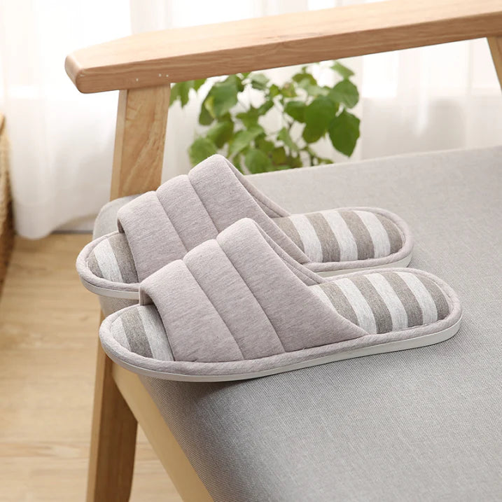 NOUVEAU RICHE Damen Drinnen Hausschuhe Für Bequem Minimalistisches Design Hellgrau