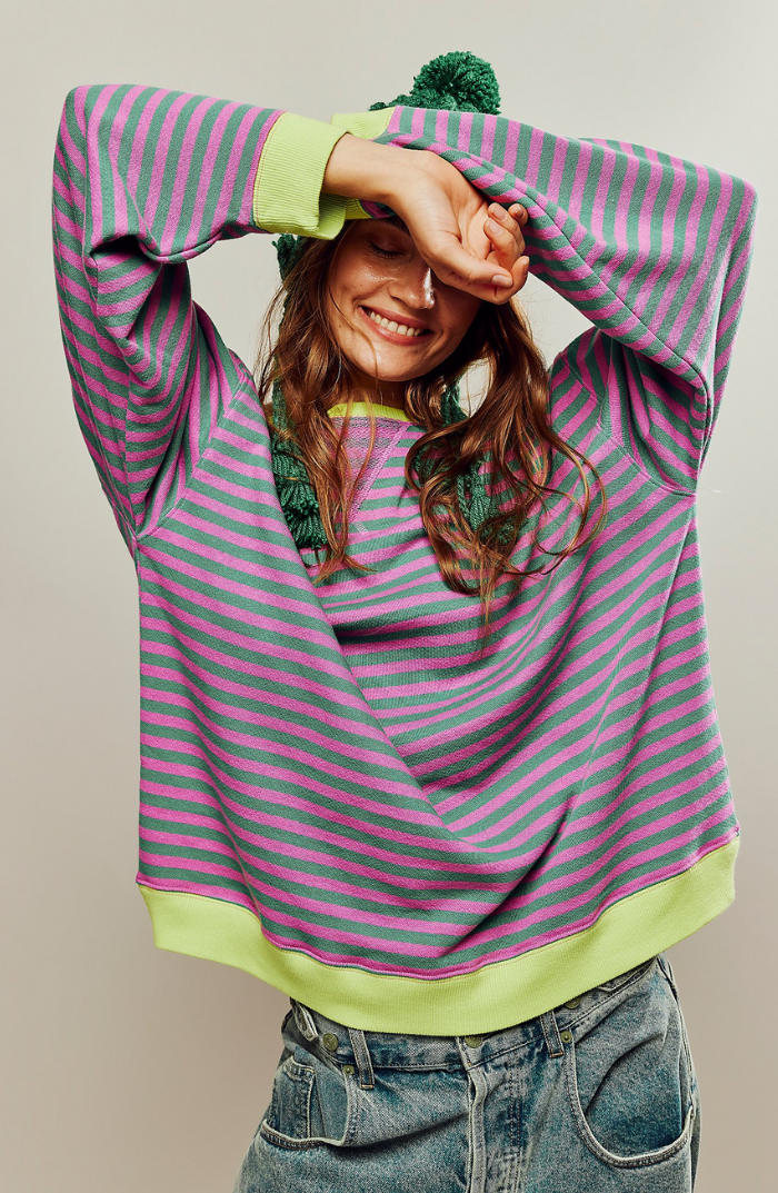 NOUVEAU RICHE Damen Gestreifter Oversized Pullover Mit Lebhaften Streifen Grün & Pink