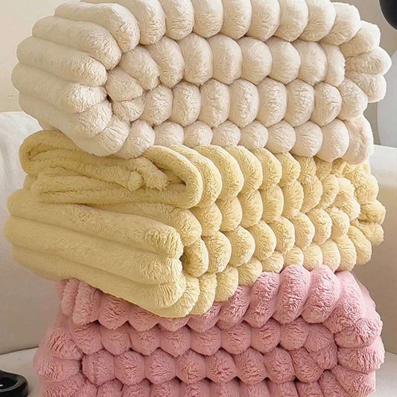 NOUVEAU RICHE Luxus-Komfortdecke – Weiche Kaninchen-Plüsch Kuscheldecke, Warme Wohndecke für Bett & Sofa, 180x200 cm – CozyWrap