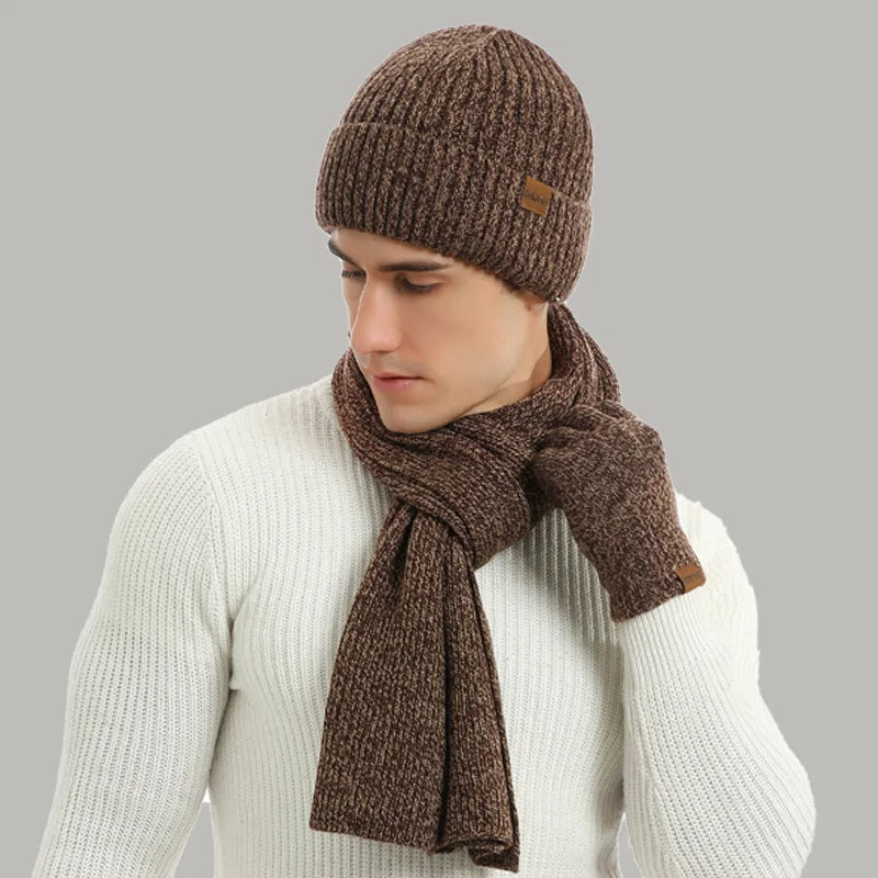 NOUVEAU RICHE Hommes | Robustes Winterset | Mit robuster Mütze, Schal und Handschuhen!