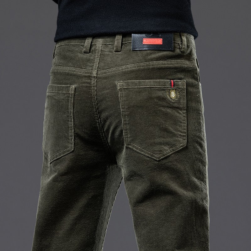 NOUVEAU RICHE Herren Cordhose Schwarz 5 Pocket Stil Mit Stretchkomfort Armeegrün