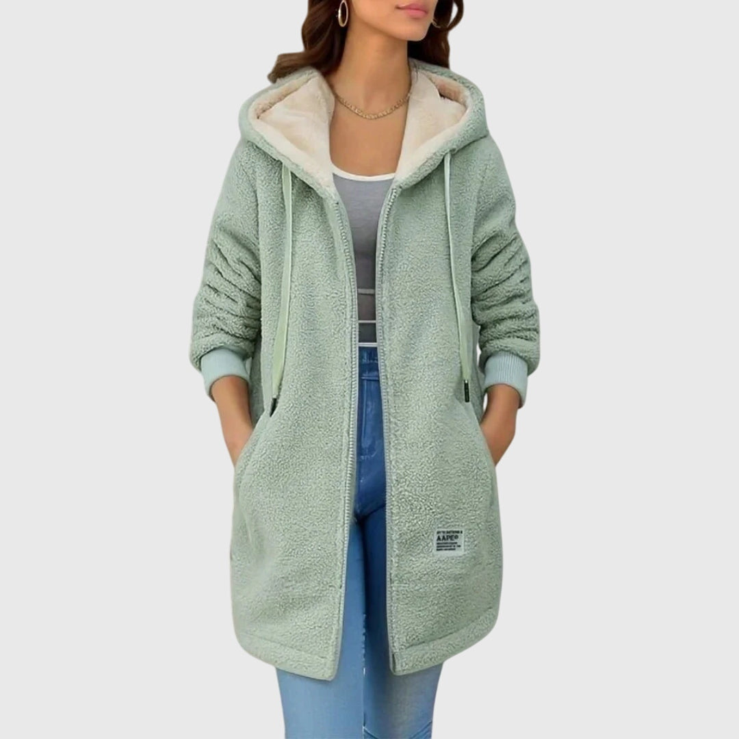 NOUVEAU RICHE Teddyjacke Damen mit Kapuze – Warme Fleecejacke mit Reissverschluss & Taschen, lockere Passform, Blau, Rosa, Braun oder Grün – Dôre Grün