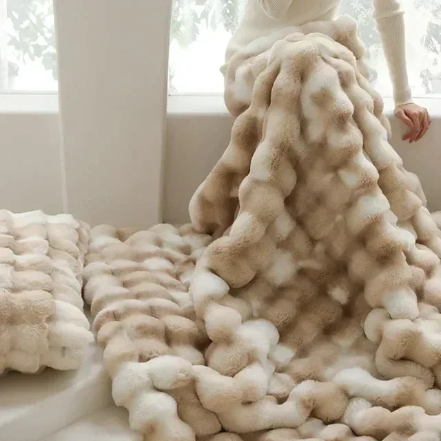 NOUVEAU RICHE Tragbare Flauschige Kunstfelldecke – Weiche Felldecke für Sofa, Bett, Auto & Reisen, Anti-Pilling, Weiss – VeluLuxe
