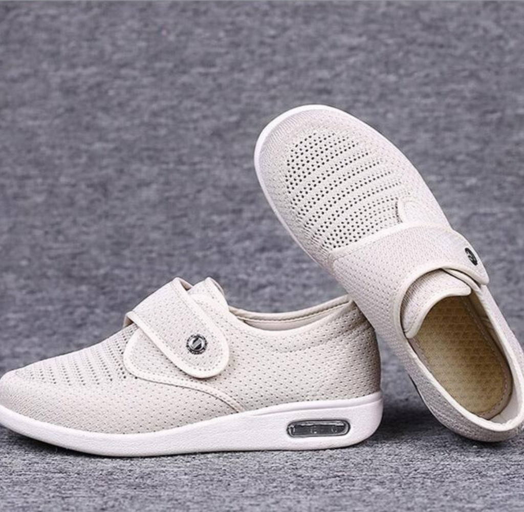 NOUVEAU RICHE Zahara | Trendy Breite Diabetische Schuhe Beige