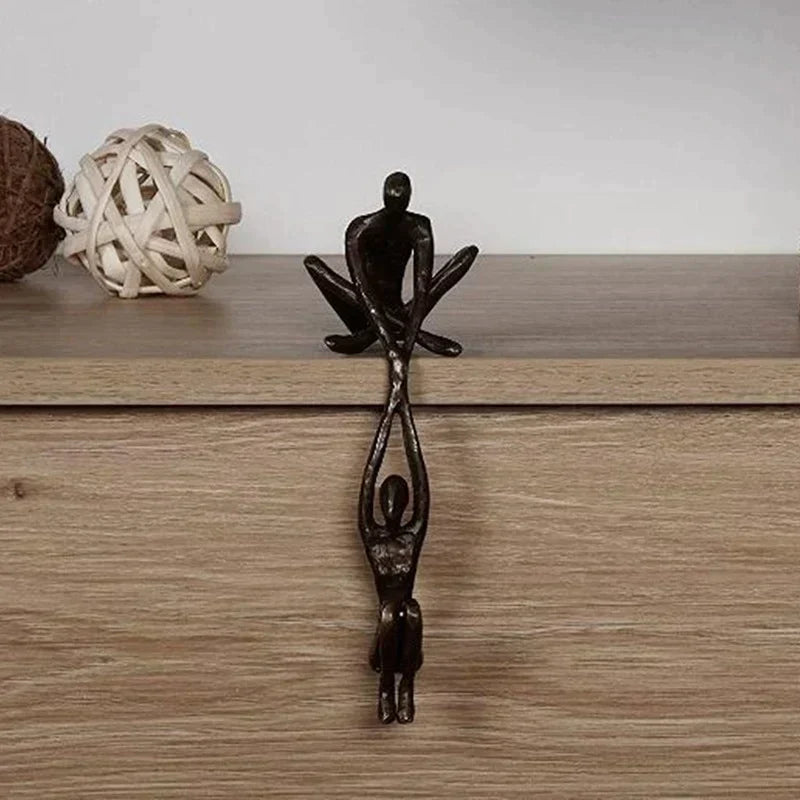 NOUVEAU RICHE Symbol für Liebe und Stärke – Skulptur Paar, Dekofigur als Liebesgeschenk für Regal & Kaminsims – Eternal Unity