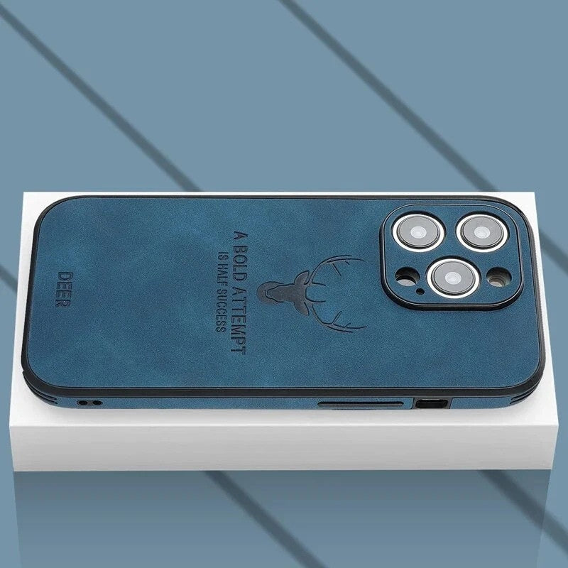 NOUVEAU RICHE Luxuriöse iPhone-Hülle aus Hirschleder – Echtleder Handyhülle mit Kameraschutz, stossfest, für iPhone 12–15 – Veltro