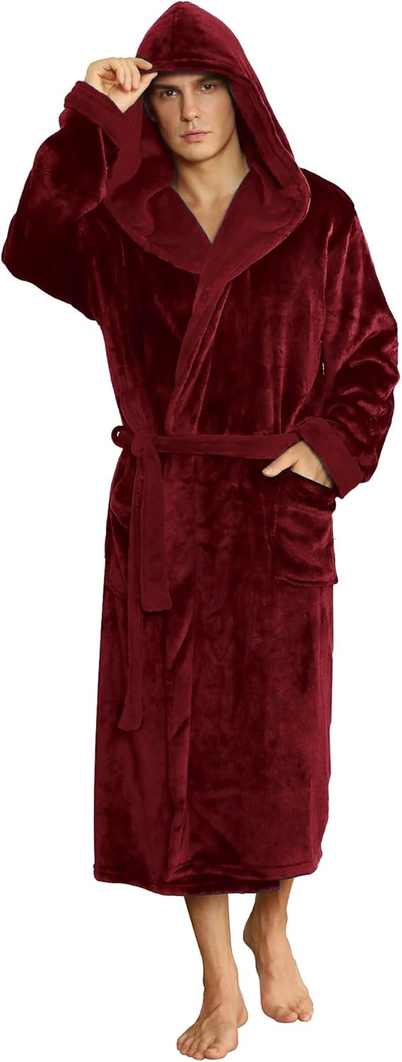 NOUVEAU RICHE Fleece Bademantel Herren mit Kapuze – Weicher zweifarbiger Morgenmantel mit Taschen & Gürtel, waschbar, S–3XL – Calico Bordeaux