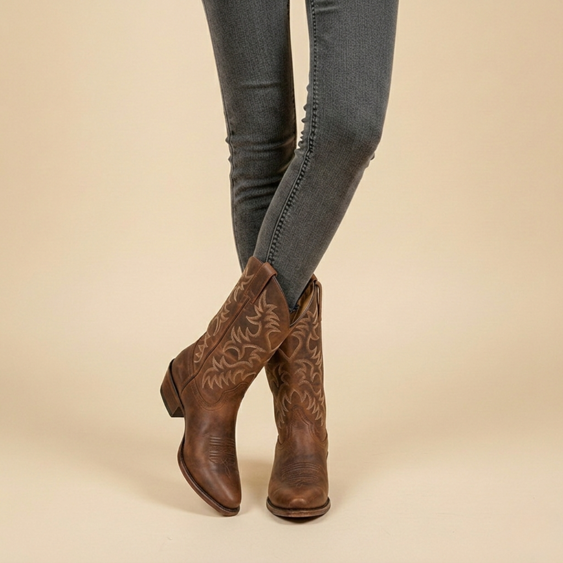 NOUVEAU RICHE Dôre | Langlebige und trendige Lederstiefel