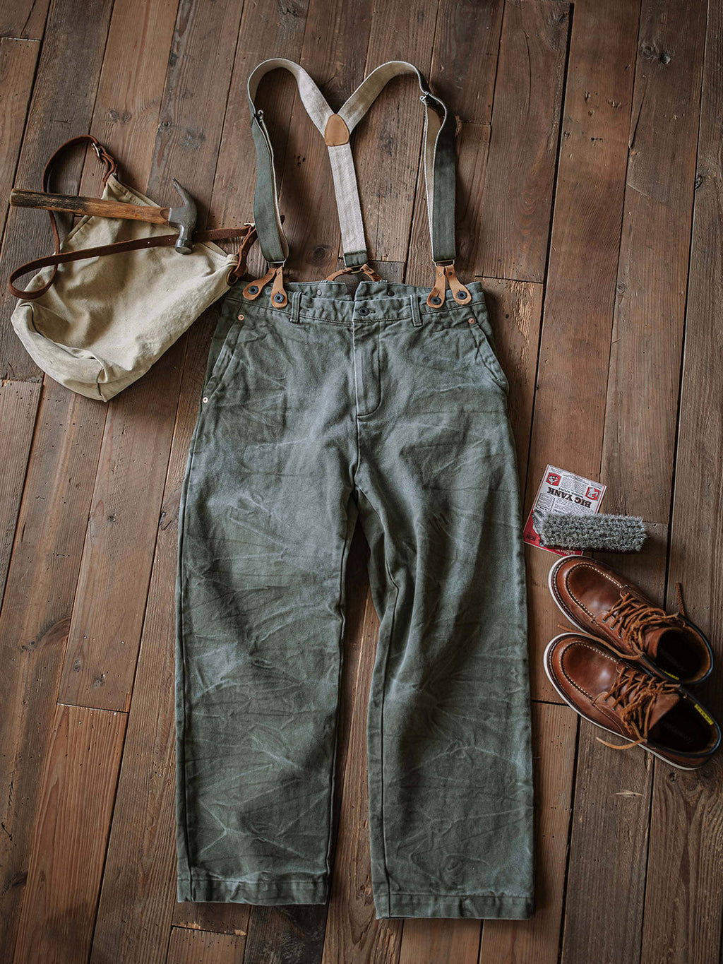 NOUVEAU RICHE 15oz Schwere Canvas Hosen Mit Hosenträgern Vintage Inspiriert Robuster Und Raffinierter Look Stonewashed Graphit-Finish