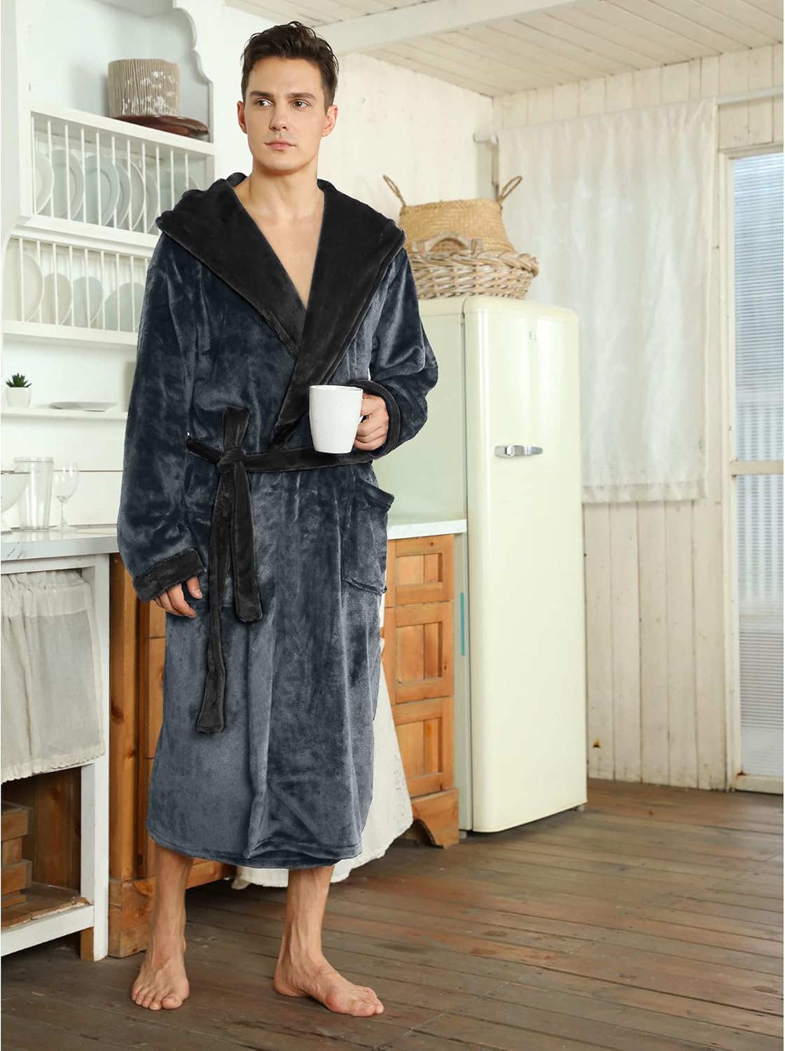 NOUVEAU RICHE Fleece Bademantel Herren mit Kapuze – Weicher zweifarbiger Morgenmantel mit Taschen & Gürtel, waschbar, S–3XL – Calico