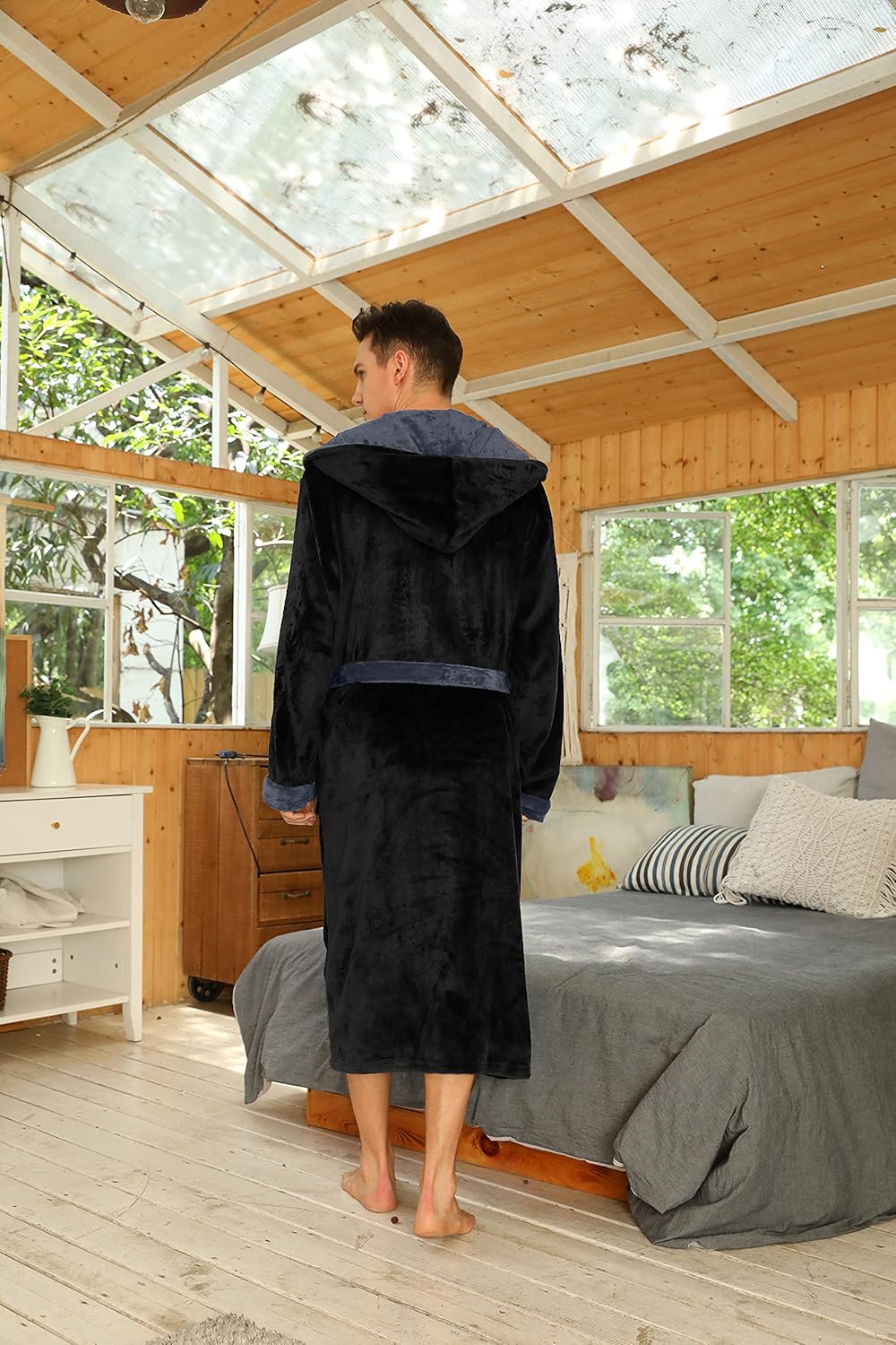 NOUVEAU RICHE Fleece Bademantel Herren mit Kapuze – Weicher zweifarbiger Morgenmantel mit Taschen & Gürtel, waschbar, S–3XL – Calico