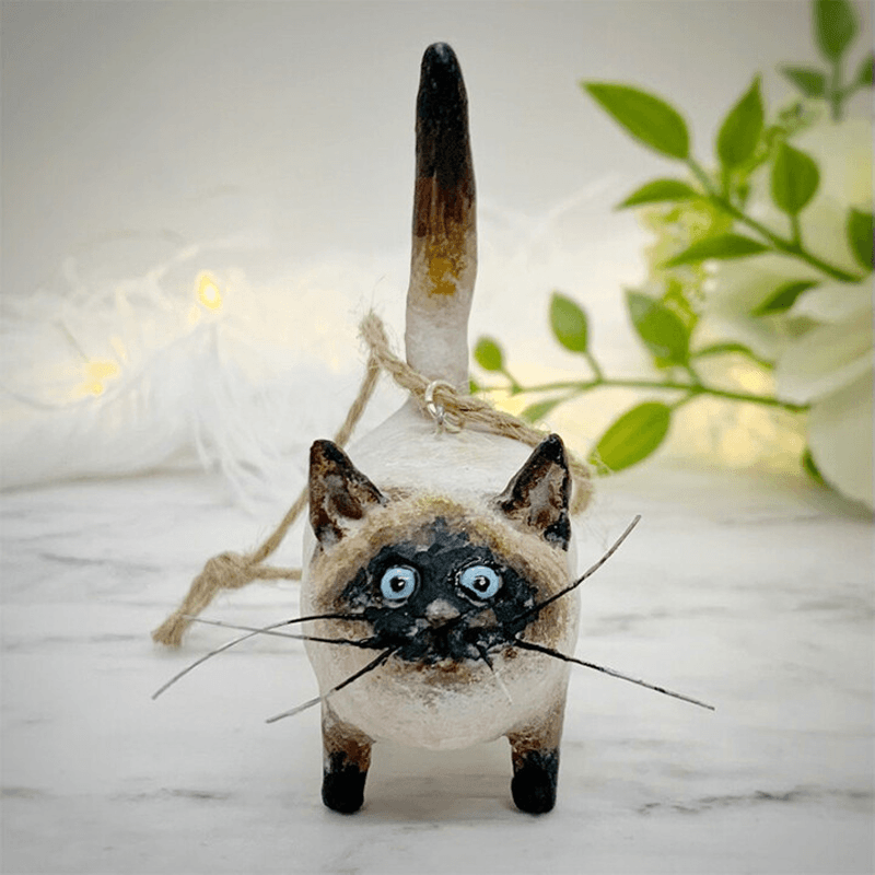 NOUVEAU RICHE Handgefertigter Katzen-Weihnachtsschmuck – Katzen Christbaumanhänger, Handbemalt, Geschenk für Katzenliebhaber – Purrfect Holiday Hangers Siam