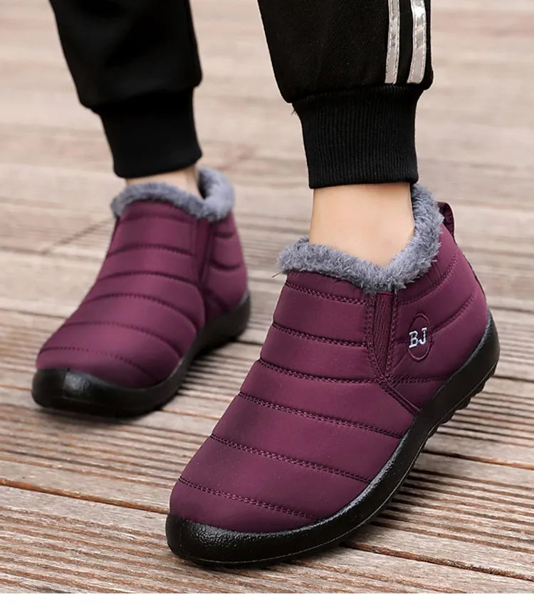 NOUVEAU RICHE Figueral | Snowy Slips | Warme und trockene Slip-Ons