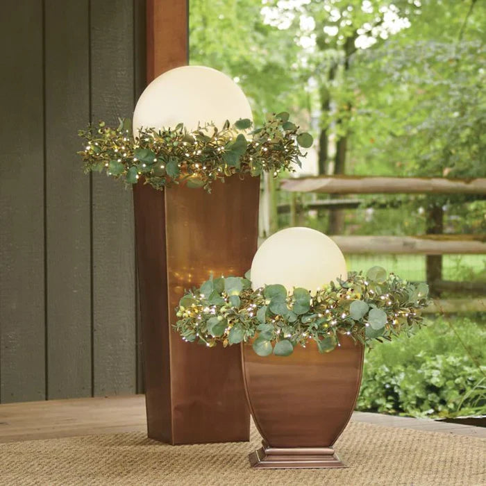 NOUVEAU RICHE Runde Gartenbeleuchtung – LED-Leuchtkugel für Garten & Terrasse mit 16 Farben & Fernbedienung, 12–25 cm – GlowSphere