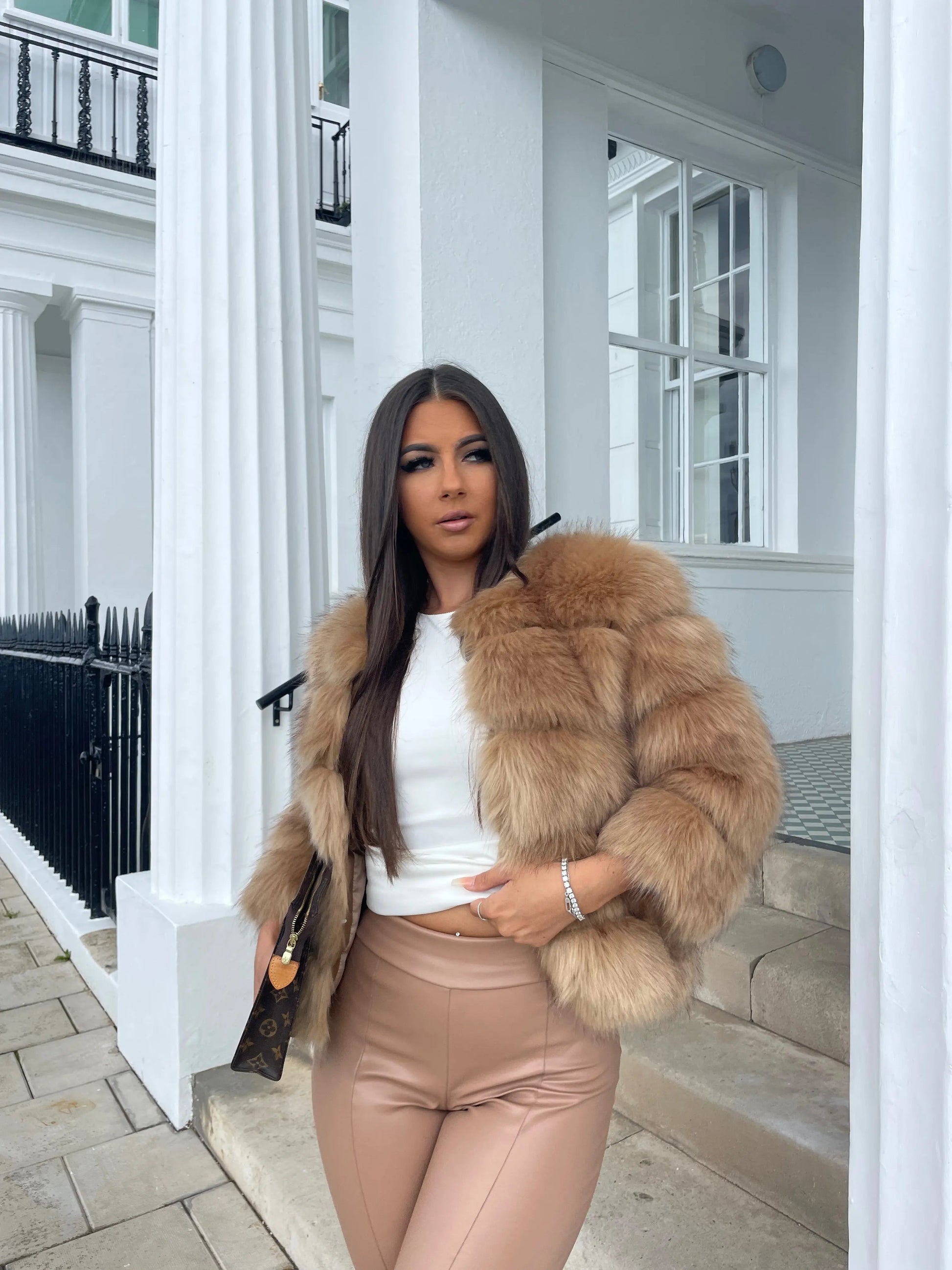 NOUVEAU RICHE Lacy | Dame Kunstfell Jacke - Eleganter Webpelz Mantel & Kurzjacke aus Fake Fur