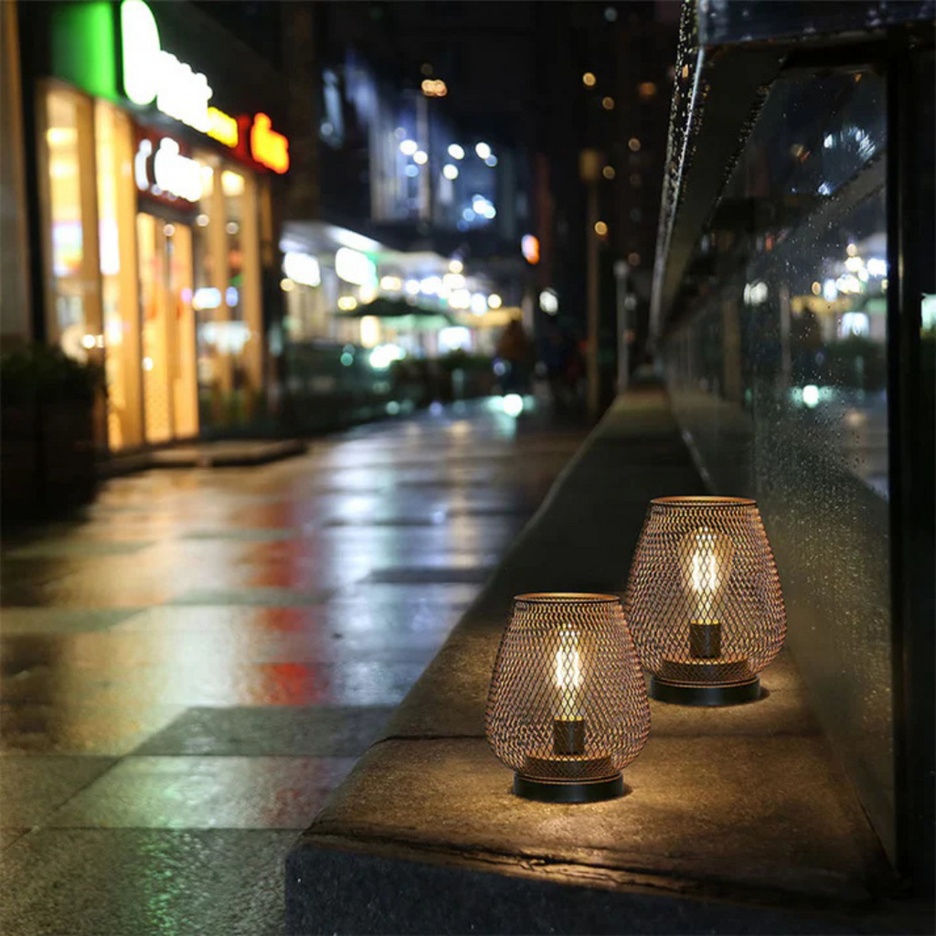 NOUVEAU RICHE Kabellose Akku Tischlampe aus Metallgeflecht – LED Stimmungslicht Warmweiss, dimmbar, für innen und aussen