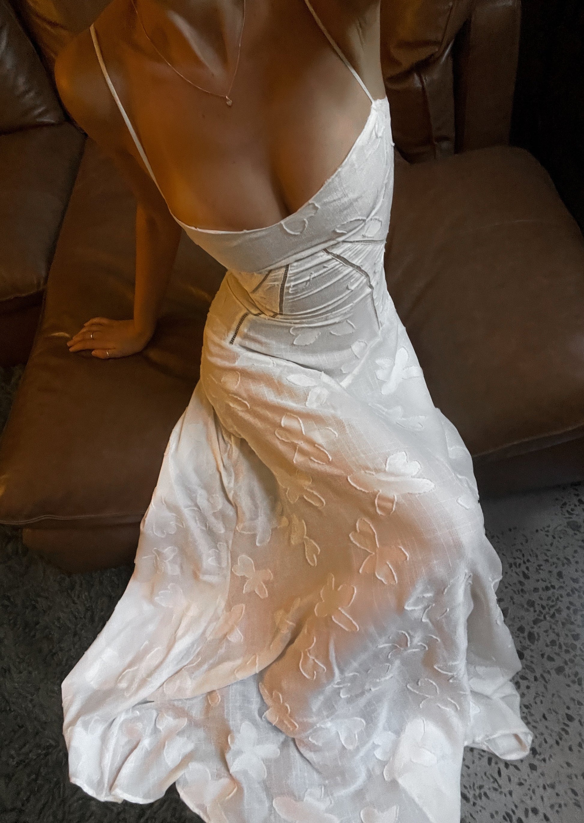 NOUVEAU RICHE Vintage Maxikleid in Creme mit Blumenmuster für Elegante Anlässe und Romantische Momente