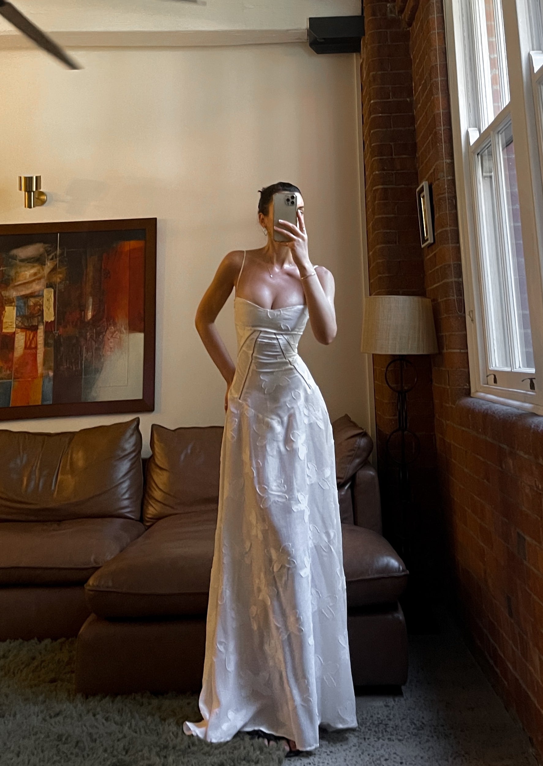 NOUVEAU RICHE Vintage Maxikleid in Creme mit Blumenmuster für Elegante Anlässe und Romantische Momente
