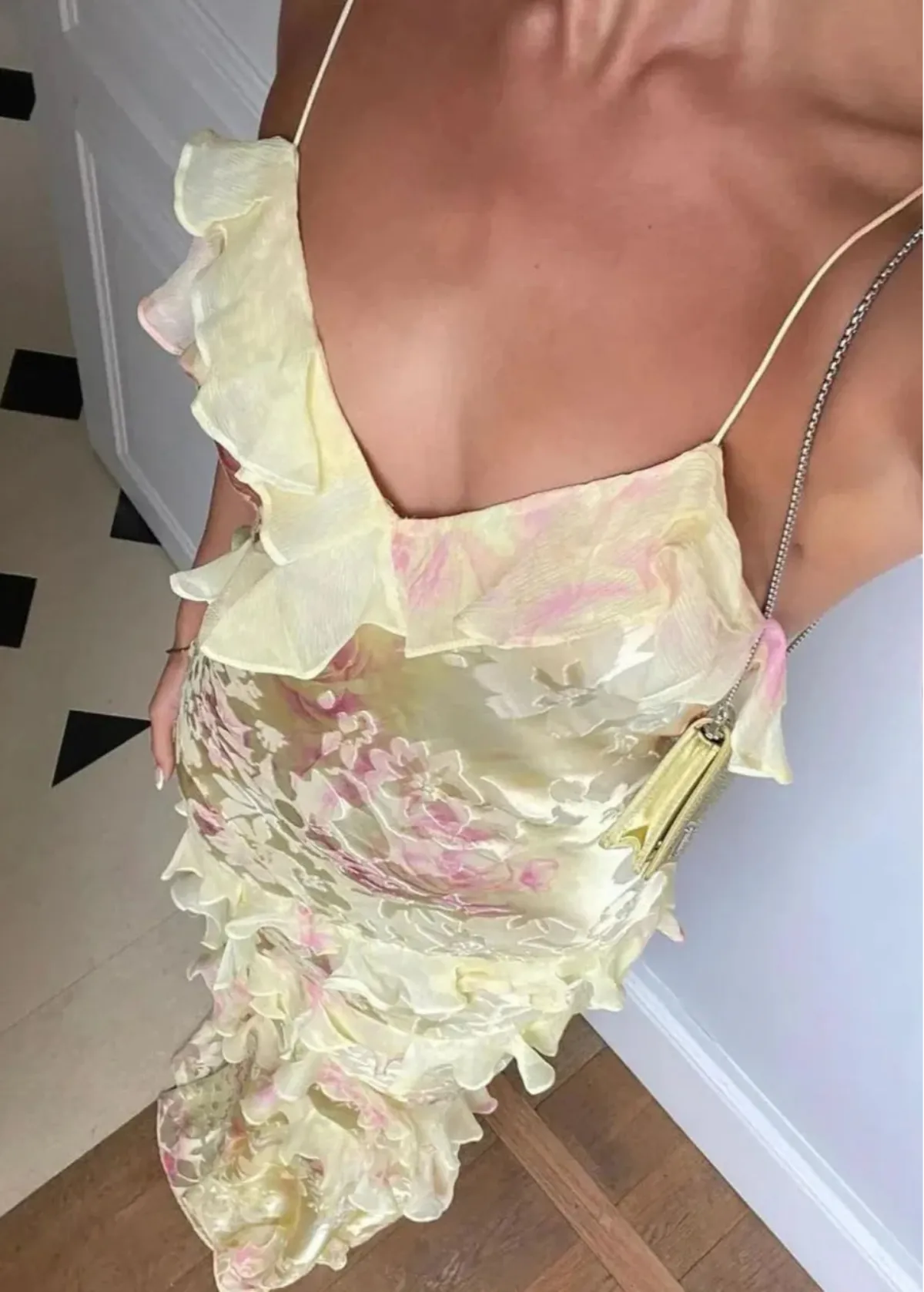 NOUVEAU RICHE Maxikleid mit Rüschen, V-Ausschnitt und Sommerdesign