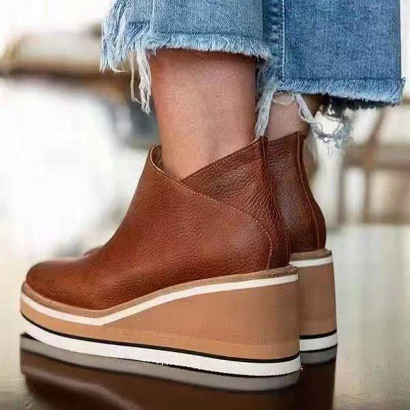 NOUVEAU RICHE Elegante Wasserdichte Stiefel Schlanke Silhouette Seitlicher Reißverschluss