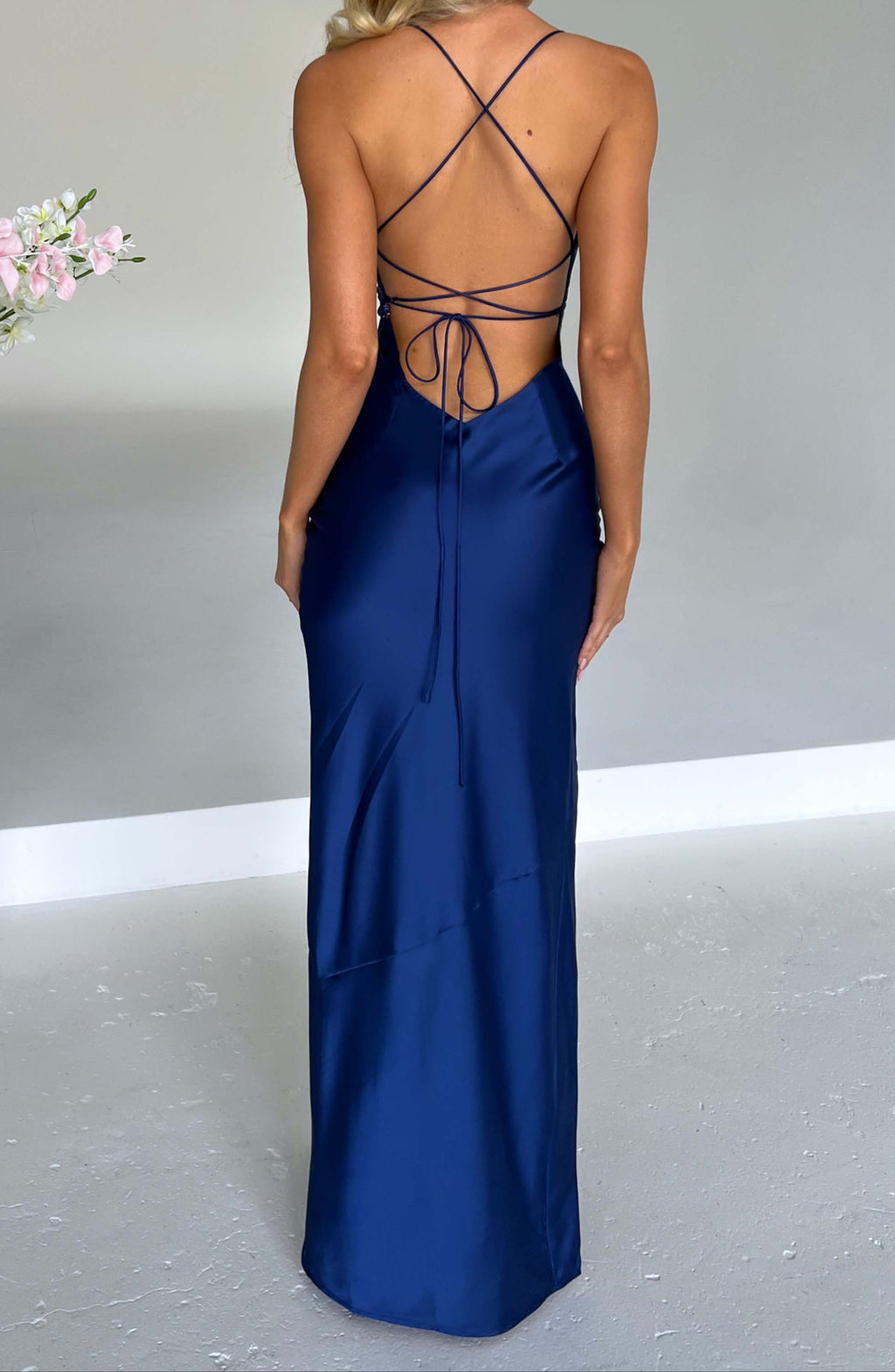 NOUVEAU RICHE Langes Maxikleid Aus Stretch-Satin In Marineblau Glänzend