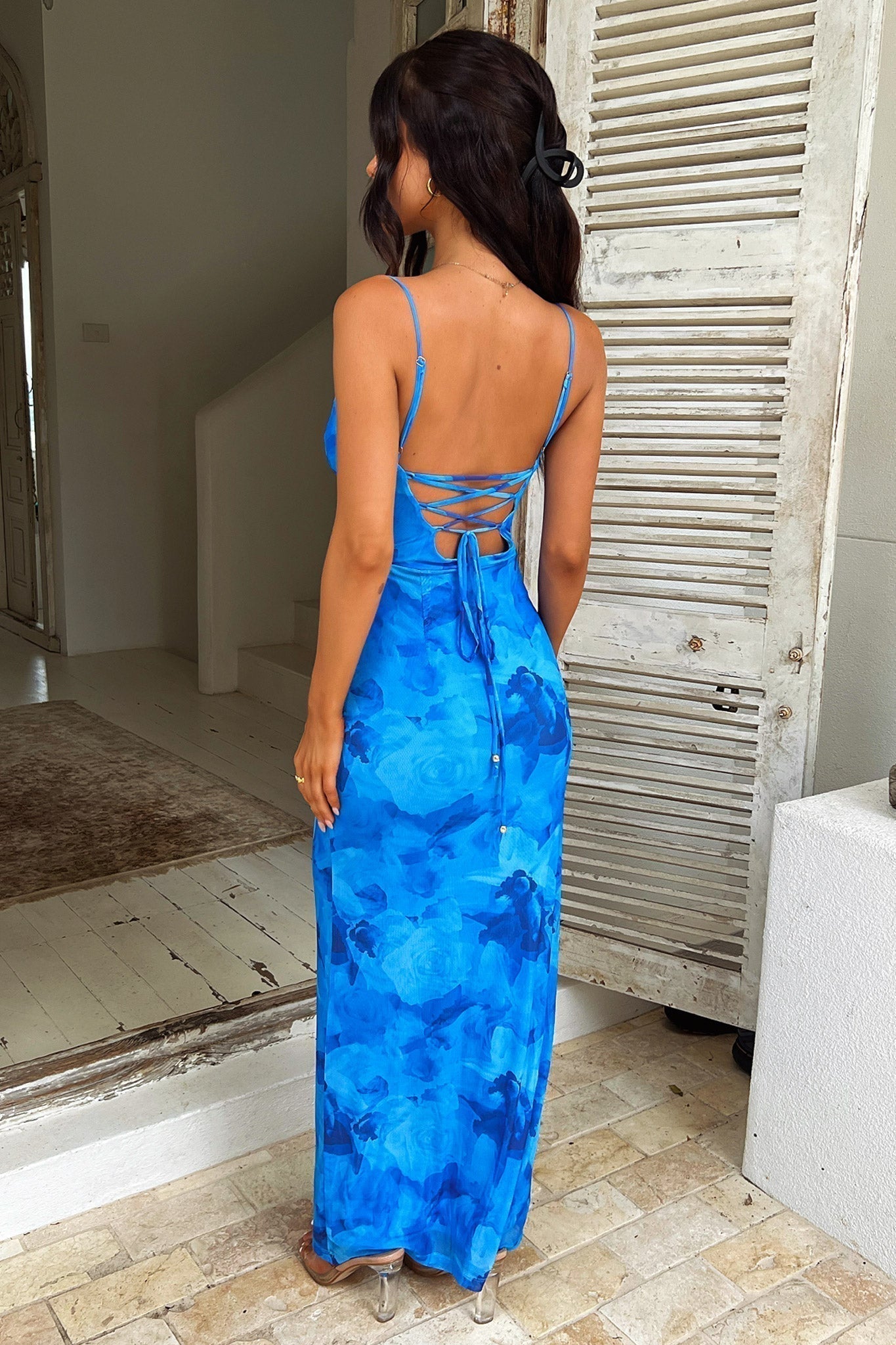 NOUVEAU RICHE Auffälliges Blumenkleid Mit Offenem Rücken Und Blumenmuster