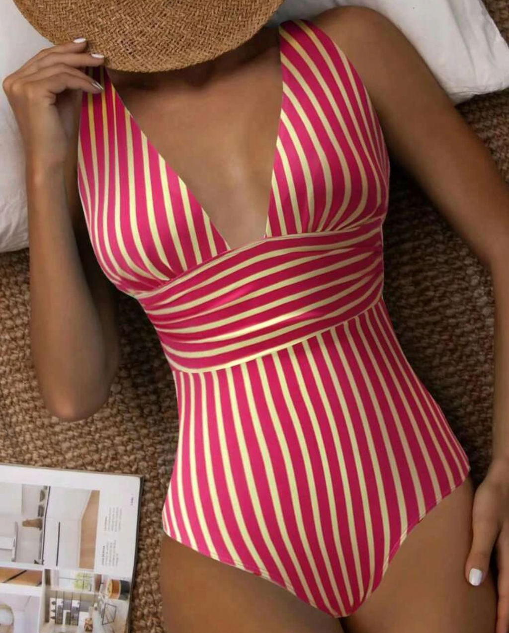 NOUVEAU RICHE Yara | Damen Badeanzug – Formende Silhouette, Elegantes Rücken-Design & Höchster Tragekomfort Rot