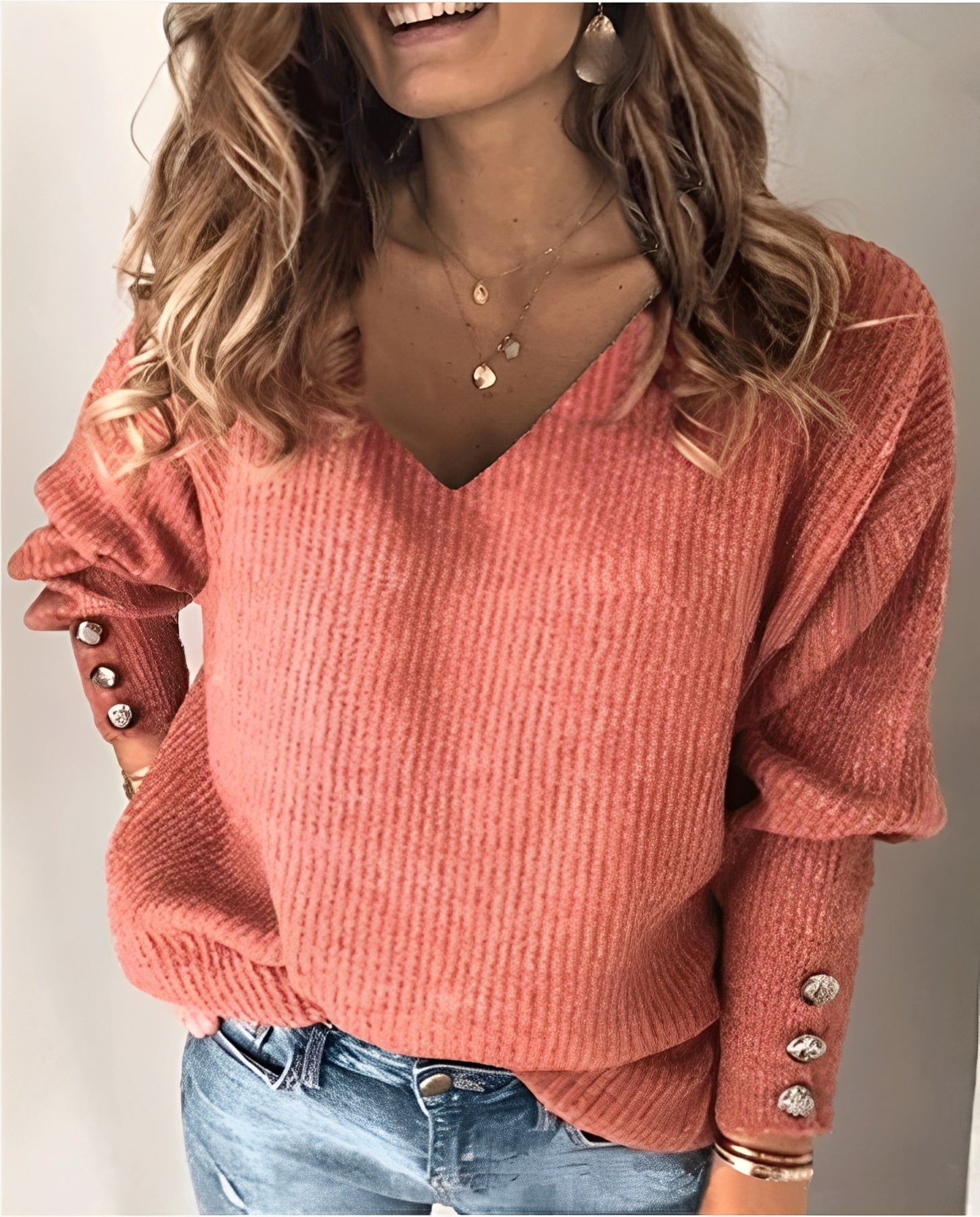 NOUVEAU RICHE Damen V-Ausschnitt Strickpullover – Weicher Strick & Elegantes Design Ziegelrot