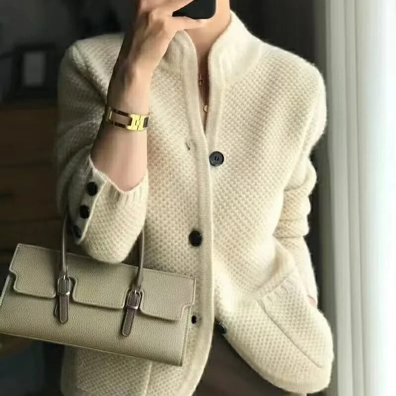 NOUVEAU RICHE Dicke Wolljacke für Damen aus Hochwertiger Wolle mit Klassischem Design für Stil und Wärme in Kalten Monaten Beige
