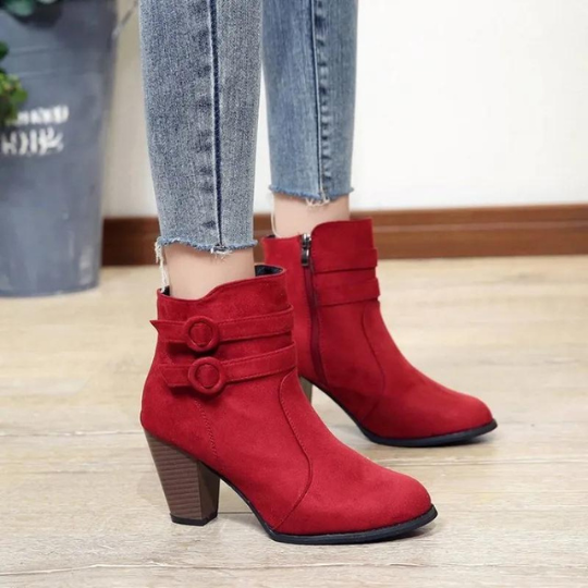 NOUVEAU RICHE Hochhackige Stiefeletten Mit Doppelriemchen Und Reißverschluss Für Elegante Looks Tages- Und Abendmode Rot