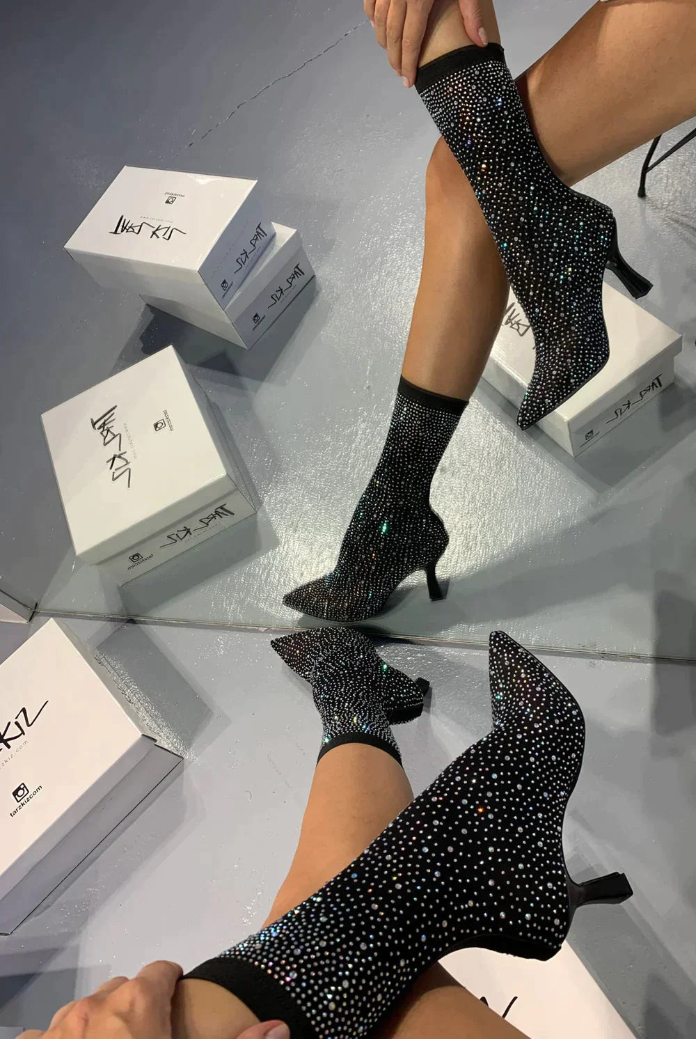NOUVEAU RICHE Glitzernde Stiefeletten Für Damen Mit Ankle-Heel Design Elegante Glitzer-Finish Perfekt Für Abendliche Anlässe Und Feiern