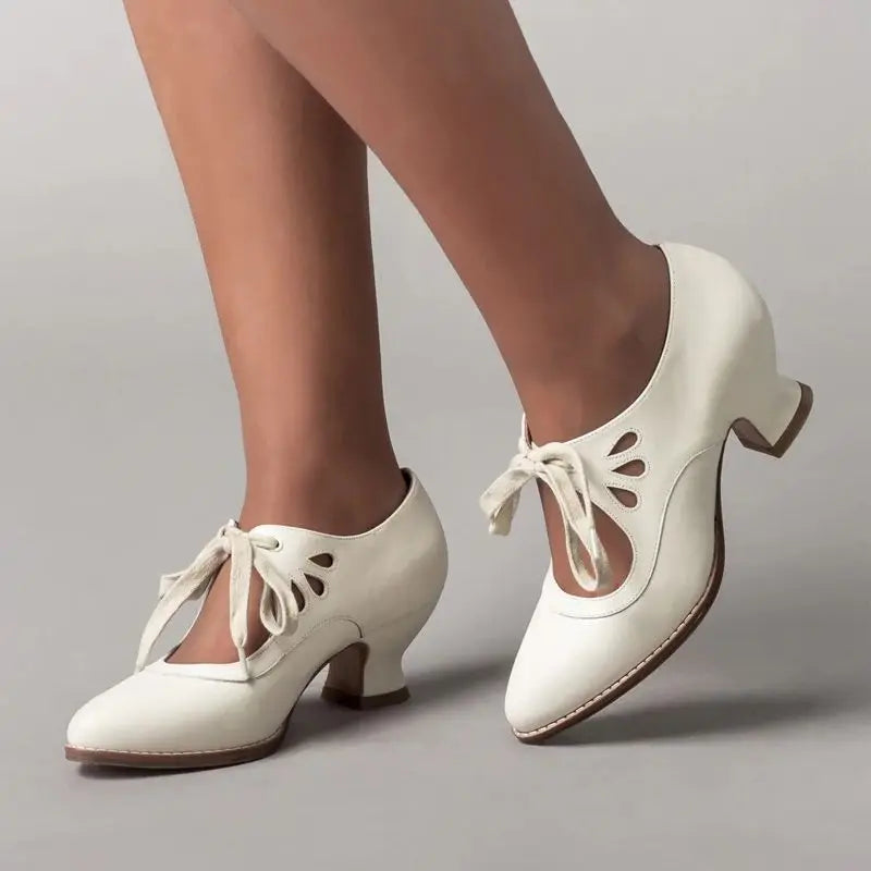 NOUVEAU RICHE Sandalen Mit Absatz Aus Leder Für Damen Bequem Und Stilvoll Ideal Für Den Alltag Und Besondere Anlässe Weiß