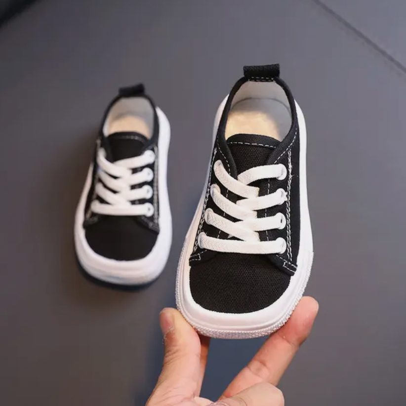NOUVEAU RICHE Roque | Barfuß-Sneaker für Kinder Schwarz