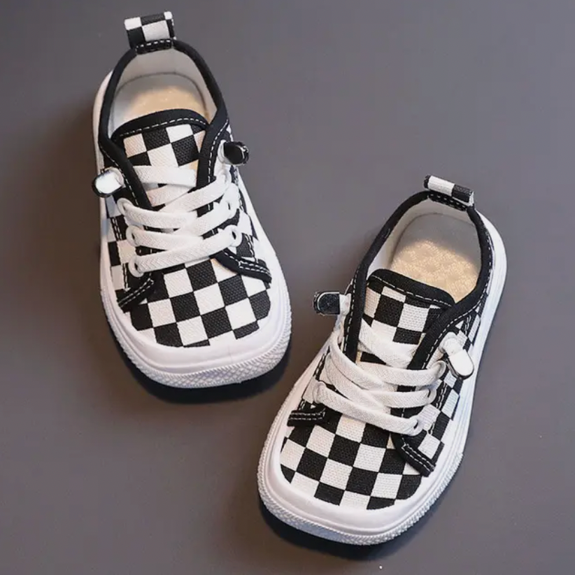 NOUVEAU RICHE Roque | Barfuß-Sneaker für Kinder Schwarz-Weiß