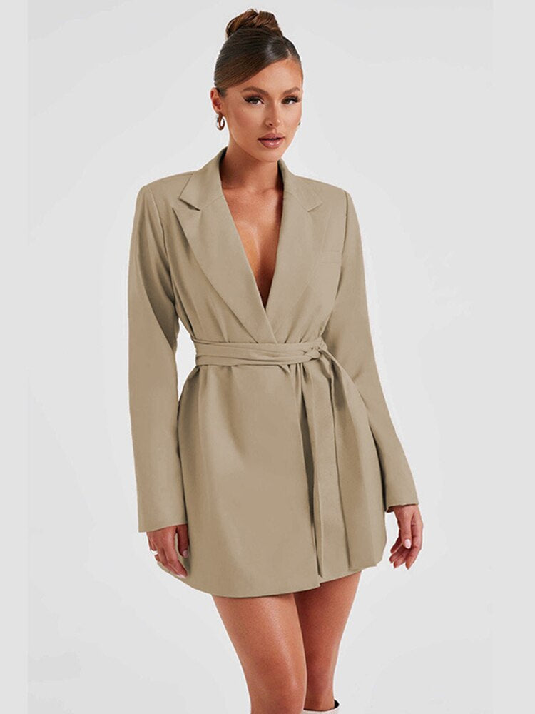 NOUVEAU RICHE Elegantes Damen Blazerkleid Mit Taillierter Passform Minilänge V Ausschnitt Und Langen Ärmeln Für Schicke Anlässe